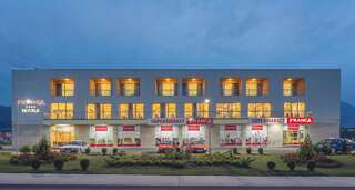 Отель Hotel Franca Бар-1